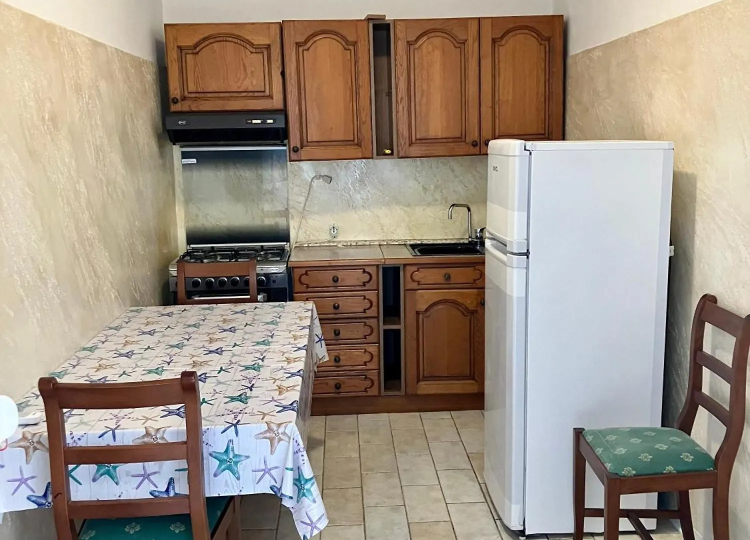 Hotel Ginevra E Residence كاتوليكا 0*,  إيطاليا